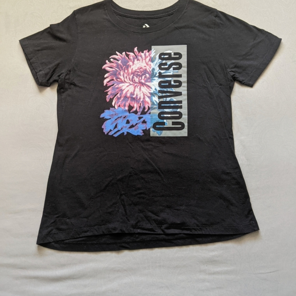 Black converse shirt